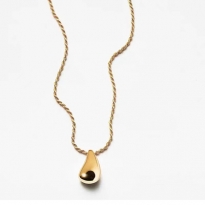 欧美INS风品质水滴项链轻奢小众叠戴镀18K金锁骨项链项链饰品批发